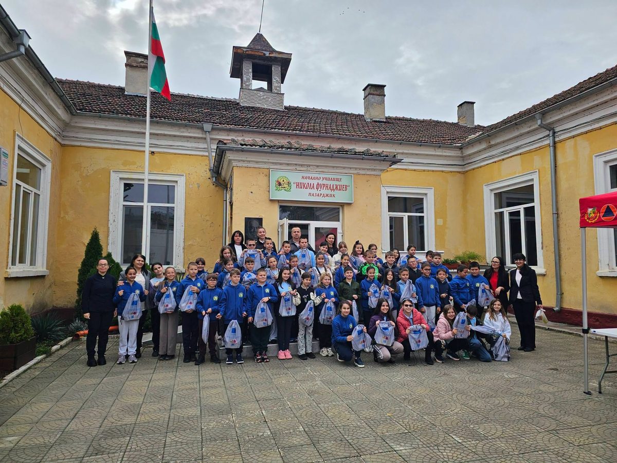 Посрещнахме пожарникарите от РДПБЗН – Пазарджик