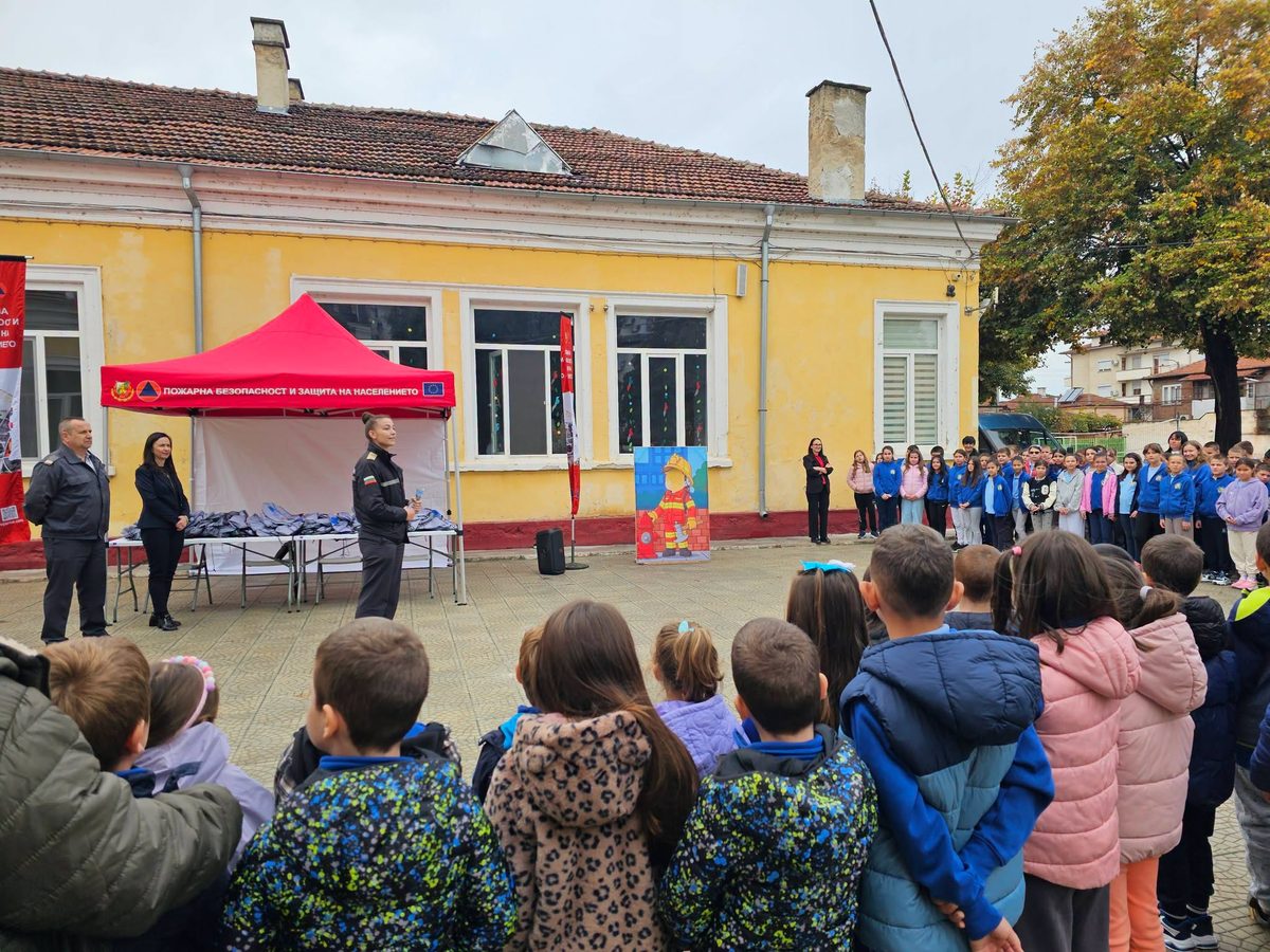Посрещнахме пожарникарите от РДПБЗН – Пазарджик